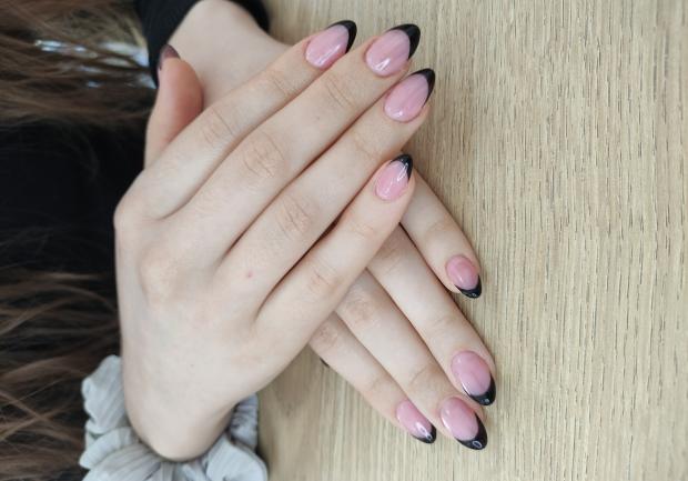 Golden Dust Nail Salon By Konstantina 2