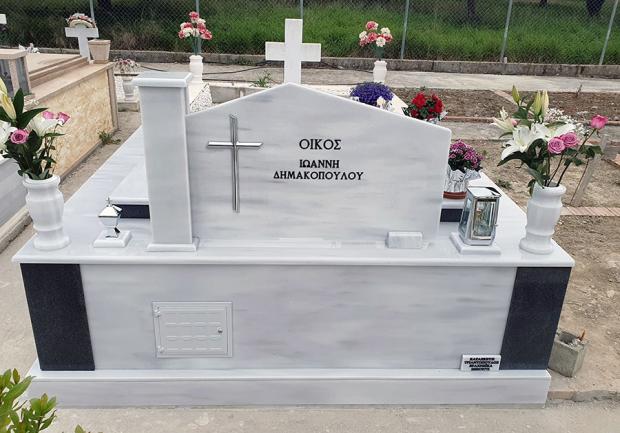 Τριαντόπουλος Μαρμαρογλυφεία Πάτρα 01