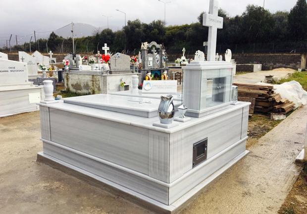 Τριαντόπουλος Μαρμαρογλυφεία Πάτρα 09