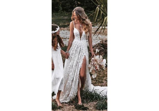 Beautiful People | Βαπτιστικά και Είδη Γάμου | Πάτρα | Νυφικό 5