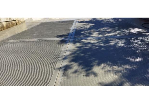 Μπετοτεχνική Κάνιστρας | Χτενιστά Δάπεδα και Ράμπες Ψαροκόκαλο