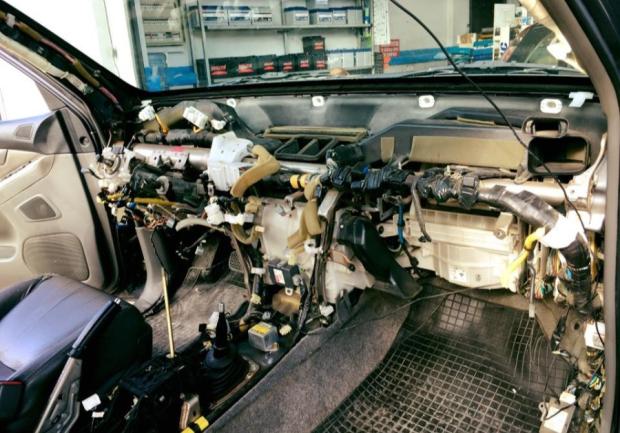 Car Electric | Ηλεκτρολογείο Αυτοκινήτων | Πάτρα | Service 4