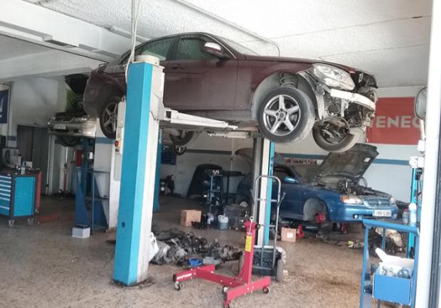 Car Service | Ηλεκτρολογείο στην Πάτρα, Εγκαταστάσεις 11