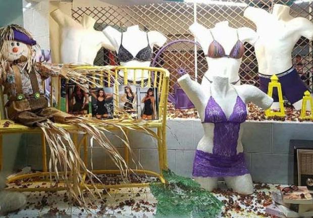 Γκανά Ευαγγελία | Εσώρουχα στην Πάτρα, βιτρίνα 2