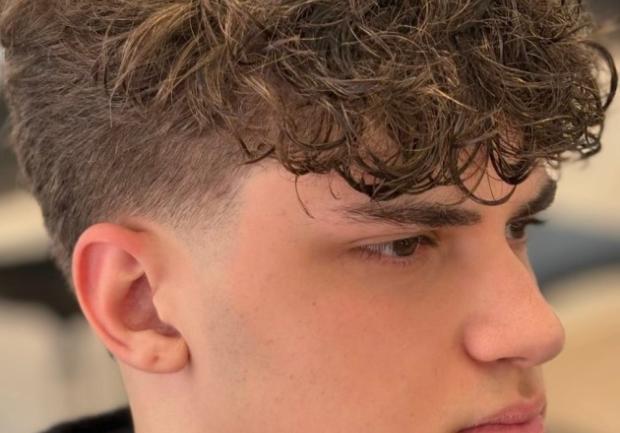 Hom Men Salon By Mykoniatis | Πάτρα 4