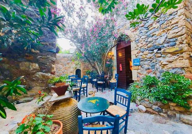 Kavvadias Tours - Θεοτόκης Καββαδίας Πάτρα 02