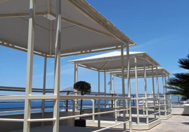 Λέων | Τέντες στην Πάτρα, 3