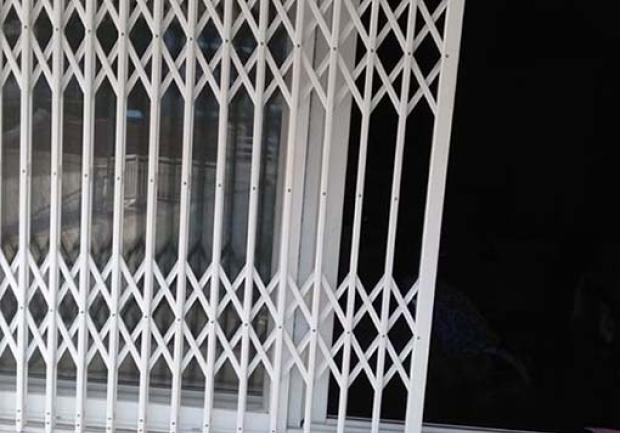 Μάρκος Δημήτριος | Κατασκευές Αλουμινίου στην Πάτρα, Κάγκελα Παραθύρου