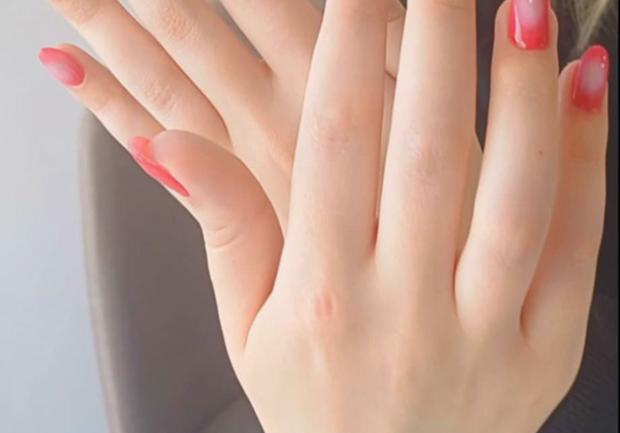 Symbol Nails & Makeup Studio - Πανταζοπούλου Άννα Μανικιούρ - Πεντικιούρ Πάτρα 04